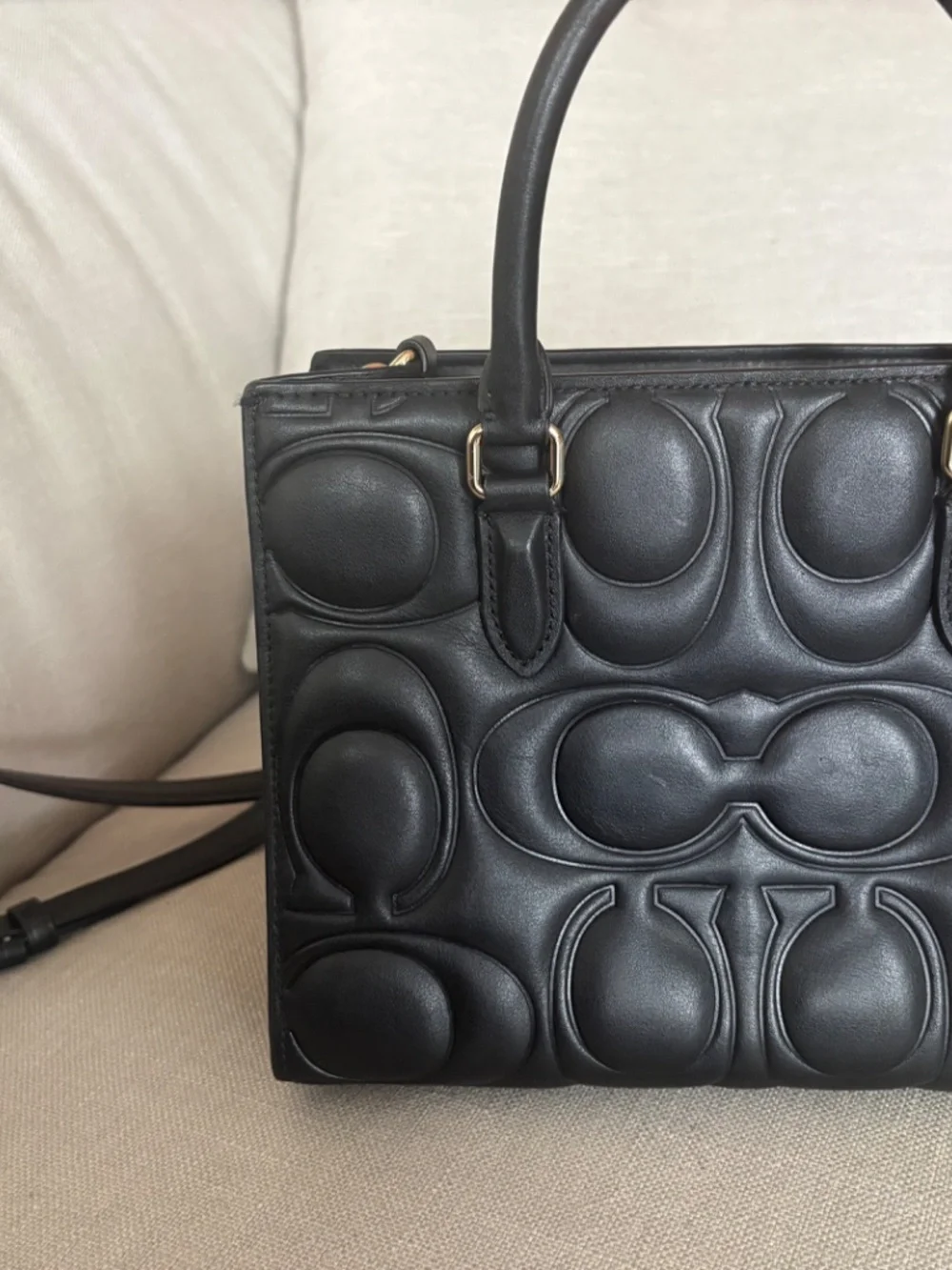 Coach Maggie Small Tote Bag In Signature Leather